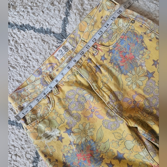 Free People Alani Printed Cutoff Bermuda Shorts Size 28 - Picture 4 of 6